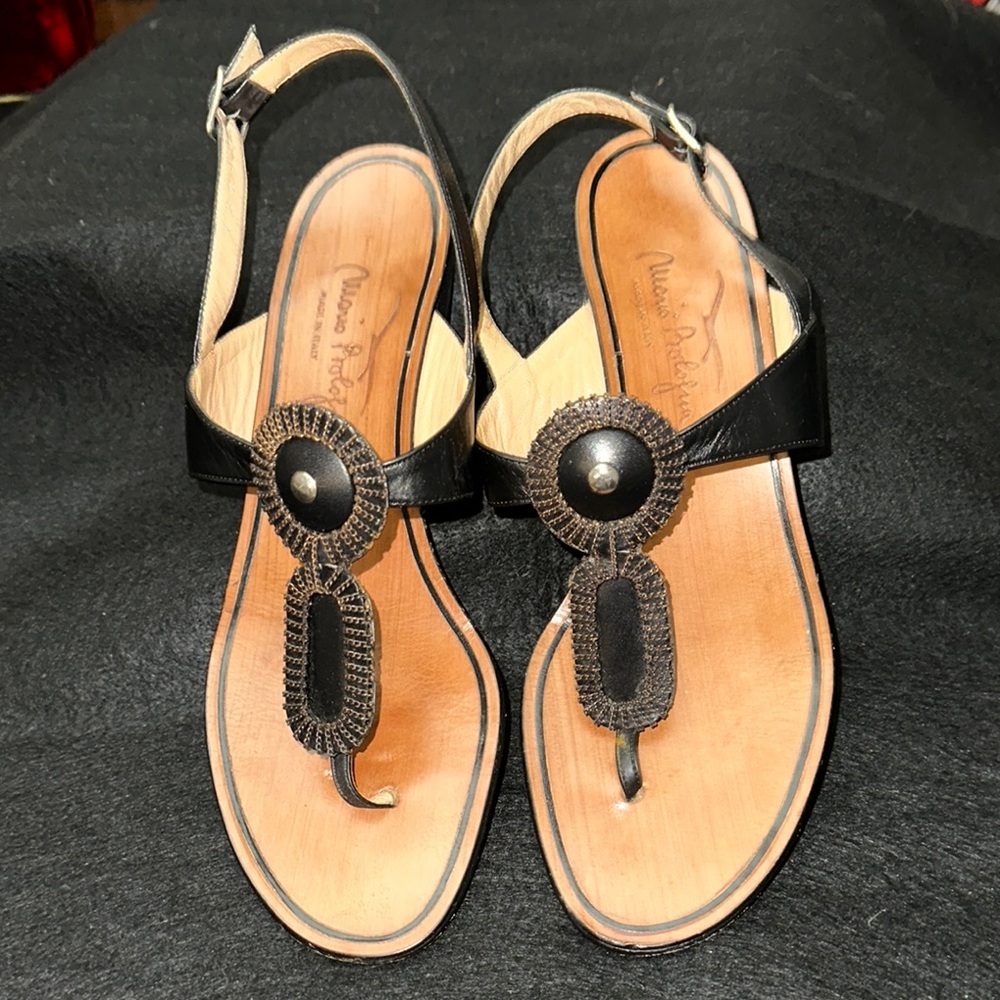 Vintage Mario Prologue Black Sandals